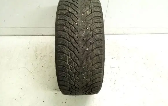 Volvo XC90 R20 summer tire 