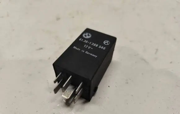 BMW 5 E39 Other relay 61361388546
