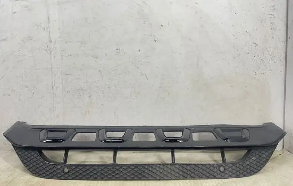 Mercedes-Benz GLC X253 C253 Front bumper lower grill A2538852300