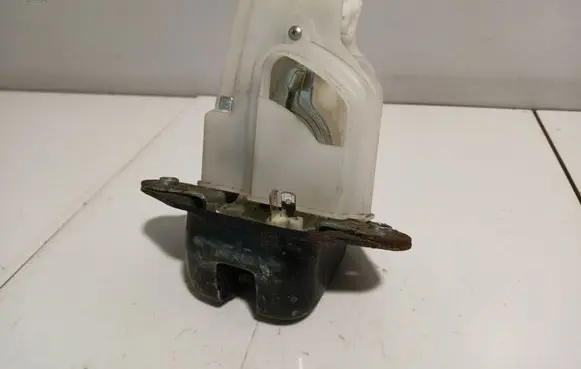 Honda CR-V Tailgate/trunk/boot lock/catch/latch EUK9361120A