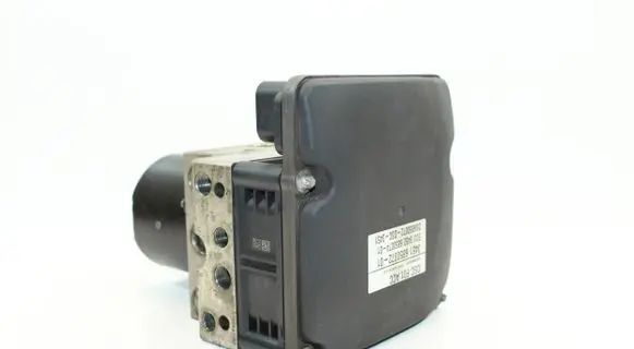 BMW 7 F01 F02 F03 F04 ABS Pump 6850072 DS6850073