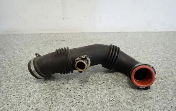 Suzuki SX4 Intercooler hose/pipe