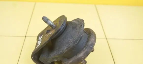 Suzuki Grand Vitara II Engine mount vacuum valve M16A