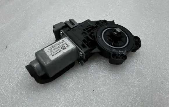 Tesla Model X Rear door window regulator motor 402774D 343012T13