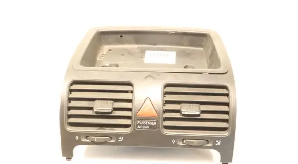 Volkswagen Jetta V Dashboard air vent grill cover trim 