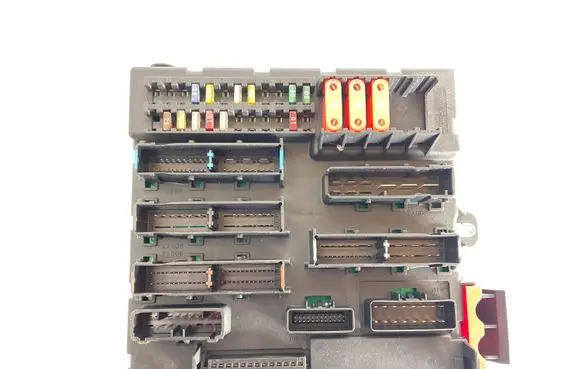 Opel Signum Fuse module 519049027 13112914