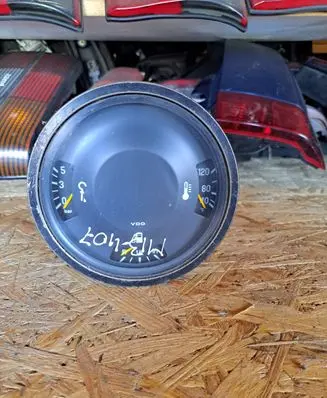 Mercedes-Benz 406 608 Tachometer 