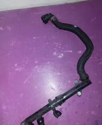 Peugeot 208 Engine coolant pipe/hose