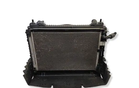Jaguar XE Coolant radiator GX738005DC GX738C607AF