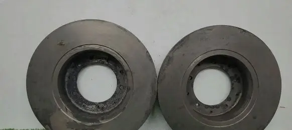 Land Rover Defender Front brake disc
