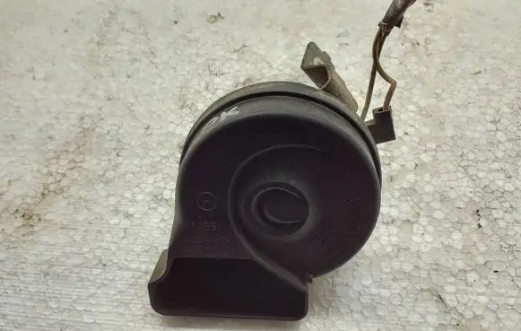 Mercedes-Benz C W204 Horn signal A0065425820