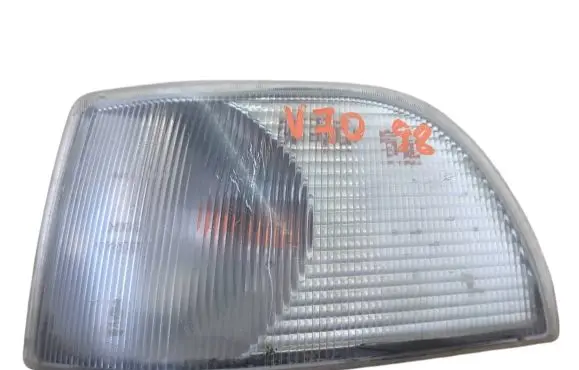 Volvo S70 V70 V70 XC Headlight/headlamp 147729
