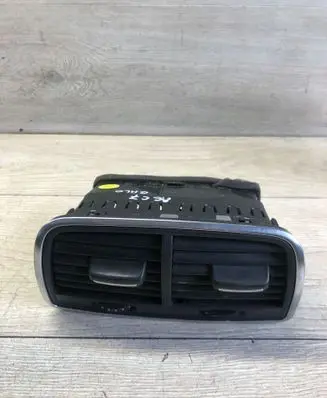 Audi A6 S6 C7 4G Rear air vent grill 4G0819203