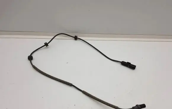 Renault Clio V ABS rear brake sensor 479501475R