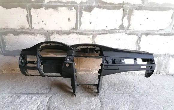 BMW 5 E60 E61 Dashboard 912368701