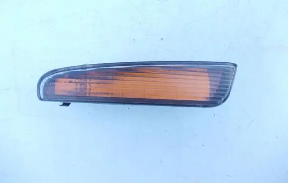 Alfa Romeo GT Front indicator light 461207486