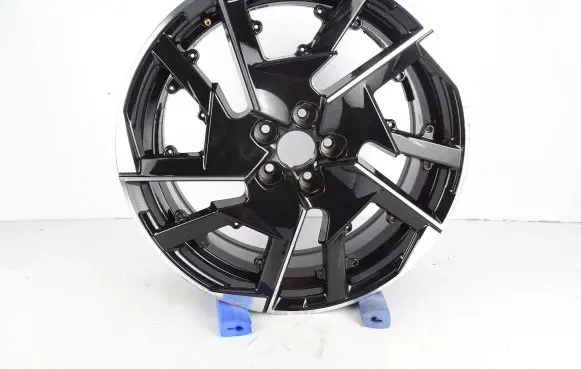 Peugeot 208 II Original wheel cap 9839945680