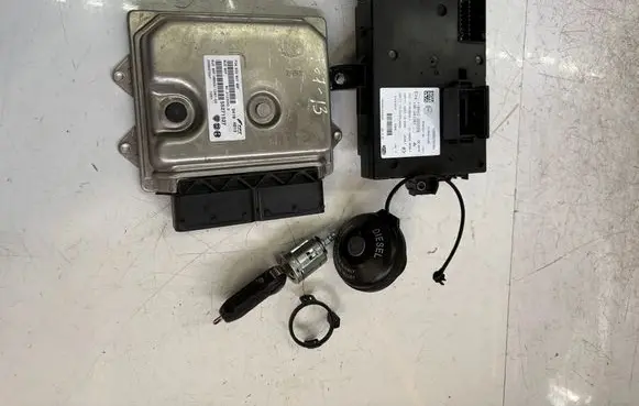 Fiat Ducato Engine ECU kit and lock set 55271527 1389975080