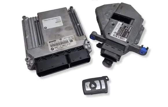 BMW 7 E65 E66 Engine ECU kit and lock set 7801712 6972689 61326972689