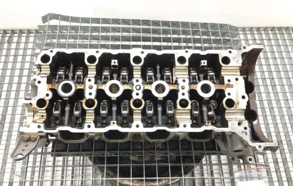 Mercedes-Benz S W221 Engine head 273968