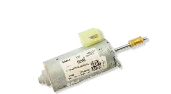 BMW X3M F97 Seat adjustment motor 20190915 2031364015 J13218700