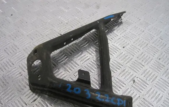 Peugeot Partner III Engine mount bracket A6110981729