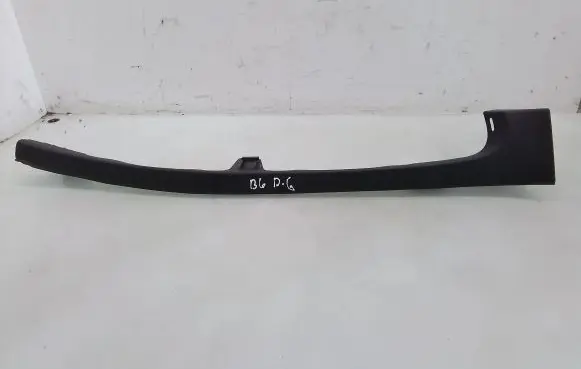 Volkswagen PASSAT B6 Rear seat side bottom trim 3C5867766