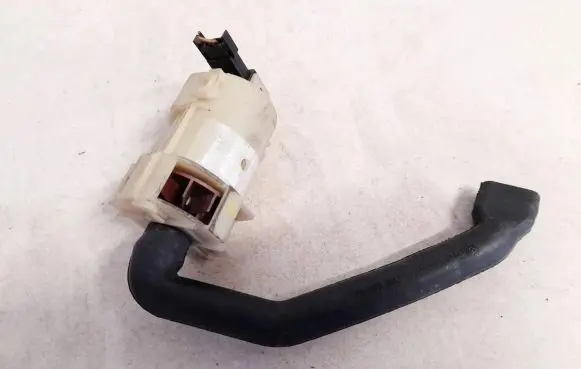 Audi A4 S4 B5 8D Engine control unit/module fan 8D0820547