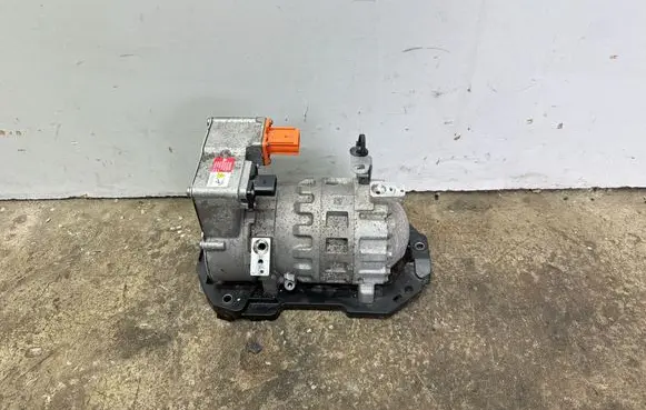 Volkswagen ID.7 Air conditioning (A/C) compressor (pump) 1EA820808J