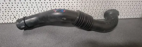 Renault Trafic II (X83) Intercooler hose/pipe 8200865653