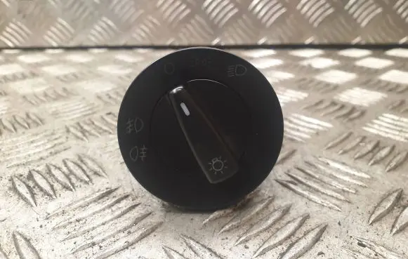 Volkswagen PASSAT B5 Light switch