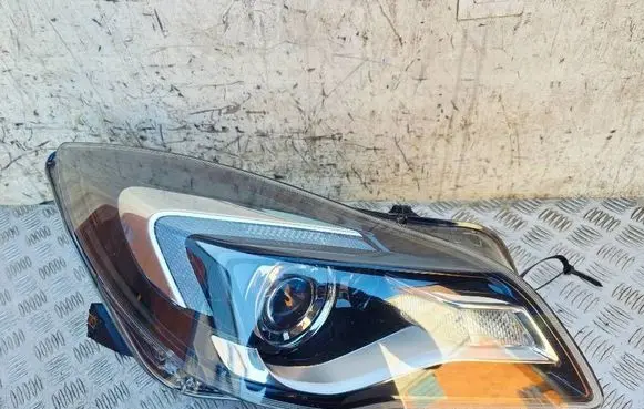 Opel Insignia A Headlight/headlamp 13409909 1LL01116514 18755304