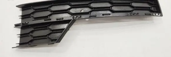 Skoda Octavia Mk3 (5E) Front bumper lower grill 5E0807682G 0111453