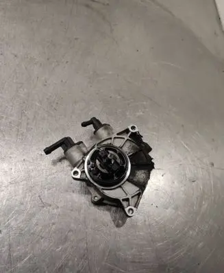 Chevrolet Orlando Vacuum pump 25183189