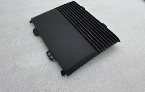 Ford Mustang VI Dashboard center trim panel FR3B6304405B