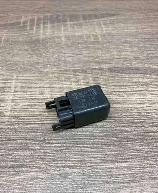 Subaru Legacy Other relay 82532AA010 5825906100