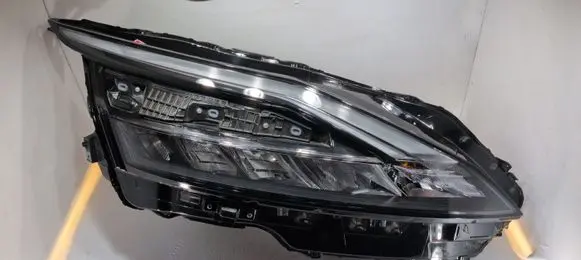 Nissan Qashqai J12 Headlight/headlamp 1008D02G