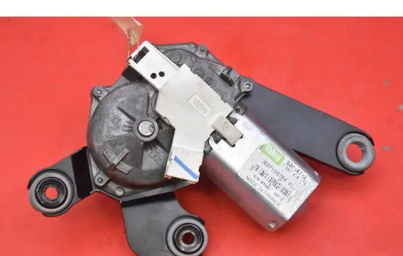 Peugeot 307 Rear window wiper motor 9637158780