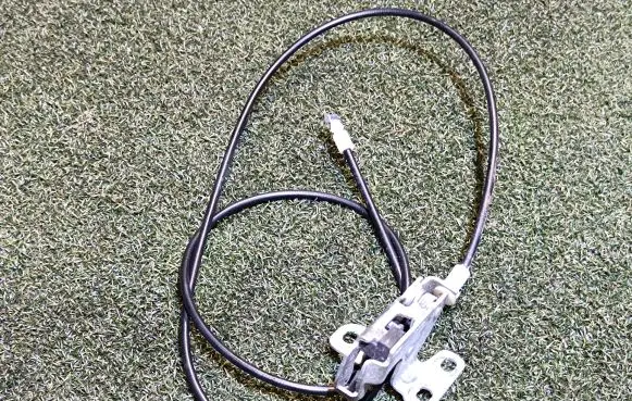 Loading door lock