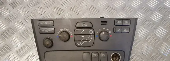 Volvo S60 Climate control unit 8682930 M610DE00005
