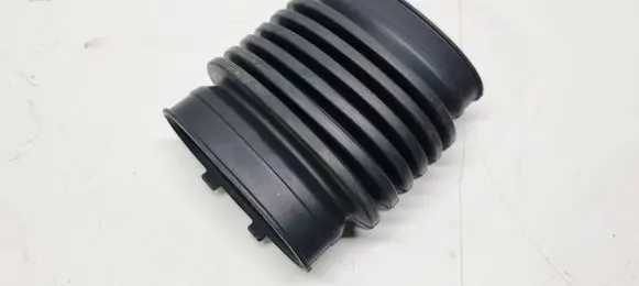Renault Clio V Air intake duct part 165555837R