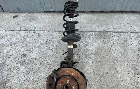Honda CR-V Front wheel hub spindle knuckle