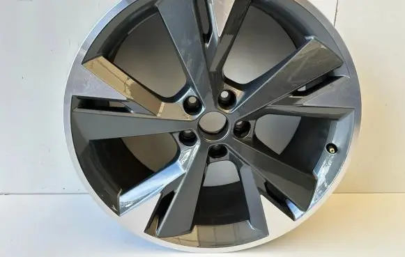 Audi Q4 Sportback e-tron R20 alloy rim 89A601025E