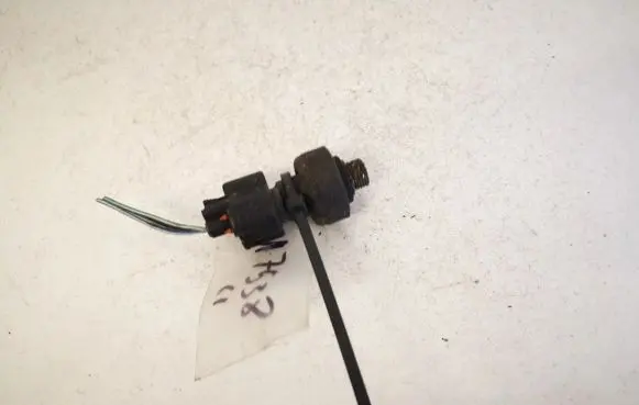 Opel Omega B2 Coolant temperature sensor 