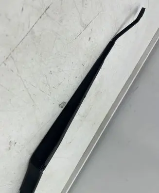 Chevrolet Aveo Front wiper blade arm 95980784