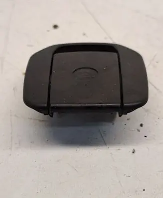 BMW 1 E81 E87 ISOFIX cover 711867306