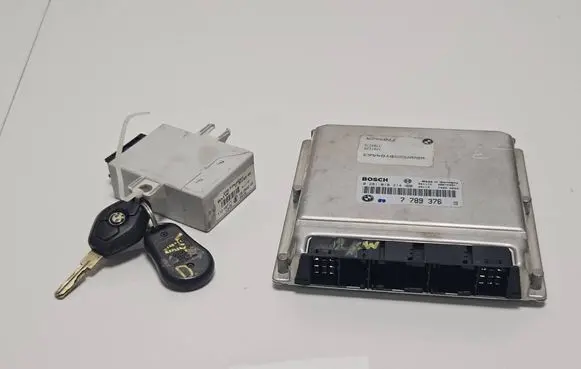 BMW 5 E39 Engine ECU kit and lock set 0281010314 7789376 6905666