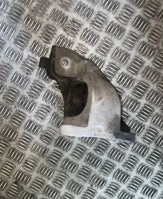 Land Rover Range Rover L405 Engine mounting bracket CPLA6061DB