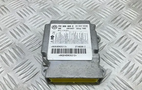 Volkswagen Touran II Airbag control unit/module 1T0909605E