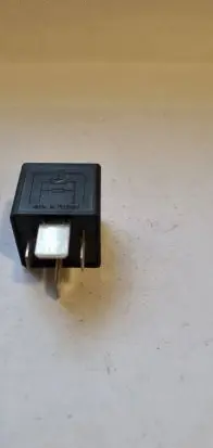 Volkswagen PASSAT B7 Other relay 7M0951253A